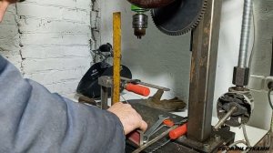 приспособление под сверло для долбежки квадратных отверствий
