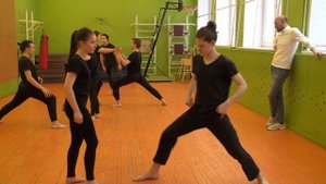 Сценическое движение