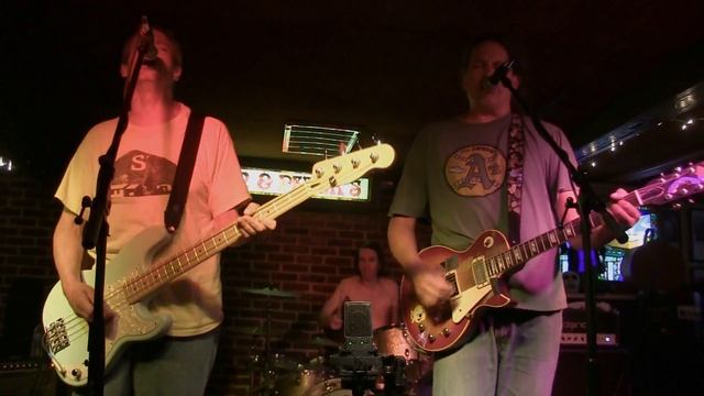 Meat Puppets - 12 Rat Farm смотреть онлайн