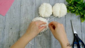 Милые игрушки из помпонов ??? Интересные поделки из пряжи