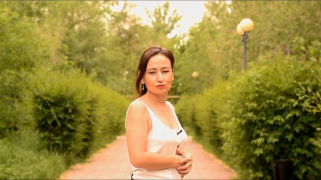 Как правильно позировать перед камерой. Позирование перед камерой. Ошибки позирования. Основные поз
