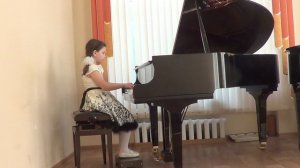 Горлатых Полина. Н.Мясковский «Беззаботная песенка»; И.Гайдн «Анданте»