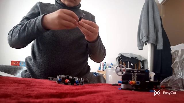 Сборка Lego TECHNIC NASCAR Chevrolet Camaro 42153 Часть 2 смотреть онлайн