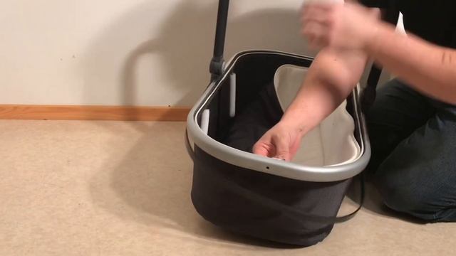 How to Remove and Wash the Textiles from the Carrycot of an Uppababy Vista or Cruz смотреть онлайн