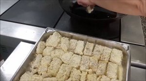 Хрустящие рыбные палочки. Соусом Тар- Тар . Даже дети едят с огромной радостью,