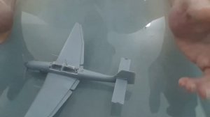 Модель самолета Junkers Ju 87D-3 Stuka 1/72 перед покраской.