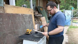 2022 год. ЛУАЗ с дымящим ДВС. Присадка чуть-чуть помогла))) (август 2023)