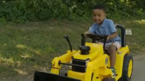 Детский Электро трактор с ковшом