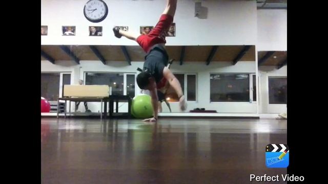 Стойка На одной руке ( Dinar Abdulhakov) смотреть онлайн