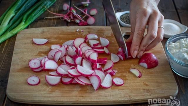 Салат с редисом. Рецепт можно