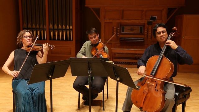 QMO Mozart K157 Quartet, I minus vln2 смотреть онлайн