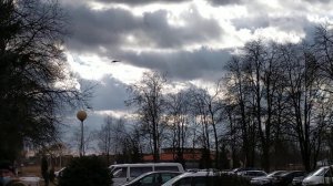 2. Учения в Беларуси 2022. Группа вертолетов летит низко над городом. Exercises in Belarus 2022