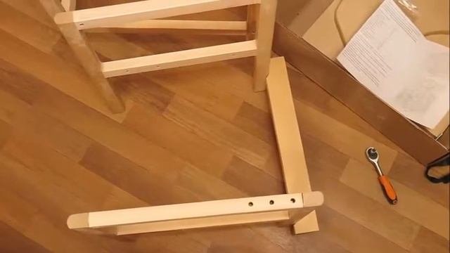 Стульчик для кормления. Распаковка, сборка, обзор.