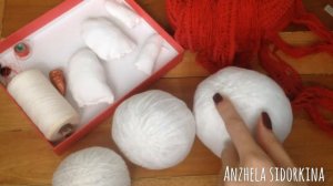 Как сделать снеговика.