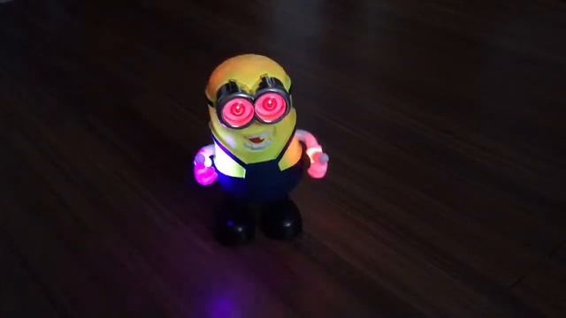 Танцующий миньон Дэйв смотреть онлайн