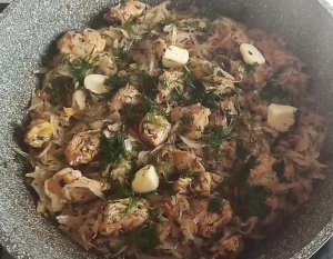 Бигус . Тушёная квашеная  капуста с мясом.