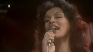 Marilyn McCoo and Billy Davis Jr ~ You Don_t Have to Be a Star (correct video aspect).avi