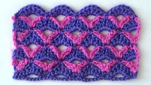 Двухцветный ажурный узор Галочки