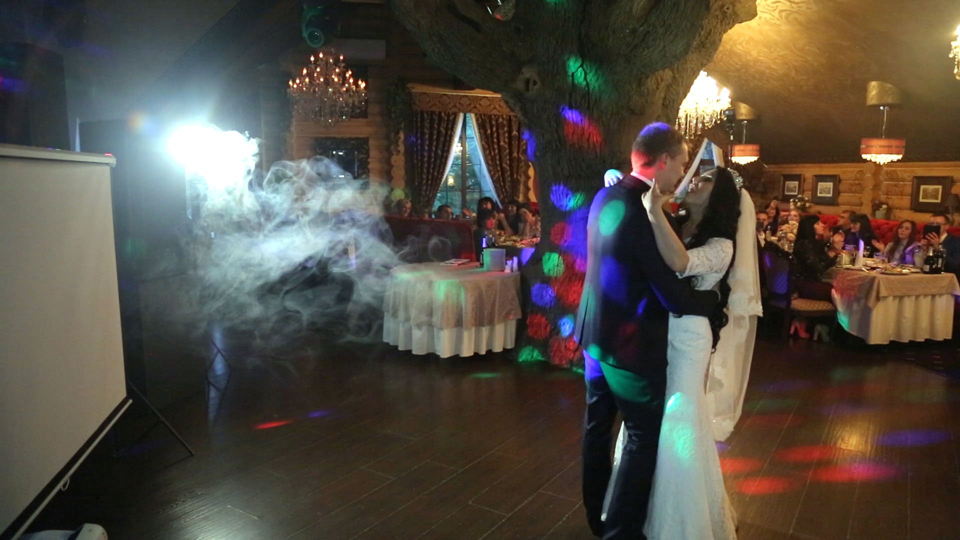 Танец новобрачных на свадьбе смотреть онлайн