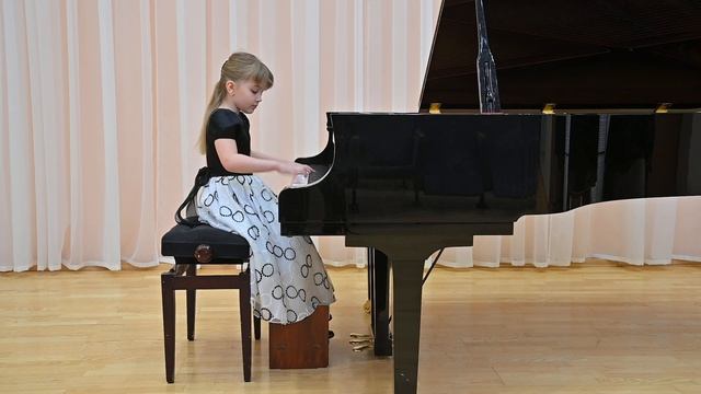 МБУДО "ДШИ им. С.Д.Сурмилло", Руднева Ясна, 8 лет