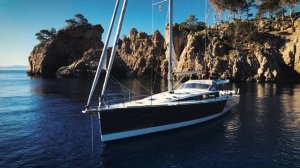 Парусная яхта Beneteau Sense 51