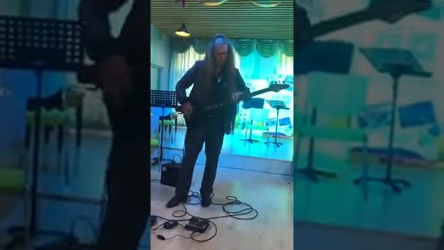 Fretless bass in China with Magnus Rosén смотреть онлайн