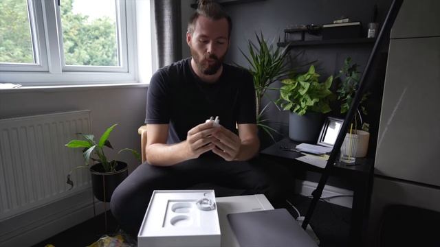 2021 iPad Pro M1 - Unboxing & first thoughts смотреть онлайн