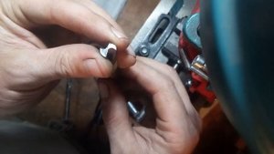 Точильный станок для сверл.