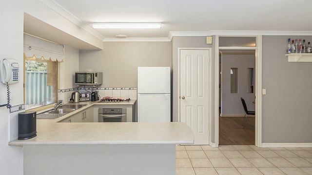 6 Challa Grove, BALLAJURA, Western Australia смотреть онлайн