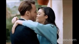 Я ТЕБЕ ПОДАРИЛ ПОЛОВИНКУ СЕБЯ, ПОЛОВИНКУ СЕБЯ, ПОЛОВИНКУ СЕБЯ......