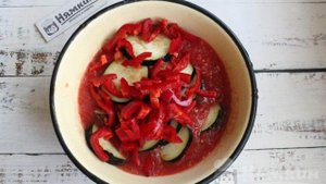 Овощной салат Манжо из баклажанов и помидоров на зиму