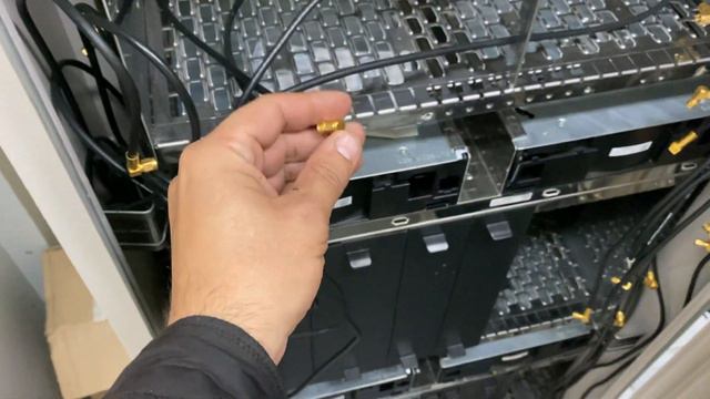 Сотовая вышка ночная генерация, красивый вид. смотреть онлайн