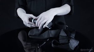 Фиксатор Fantasy Strap с наручниками и креплением, PIPEDREAM