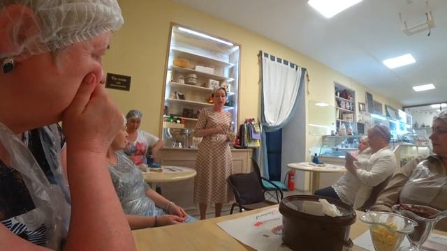 Потрясающая экскурсия в музей шоколада. Обязательна к посещению. смотреть онлайн