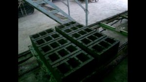 Линия по производству шлакоблока, отсевблока, стенового камня, тротуарной плитки. Вибропресс.