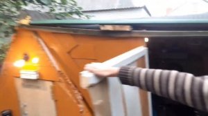 Построили ГАРАЖ для велосипедов возле домика???