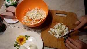 Новогодний экономный стол за 2 часа на 1000 рублей