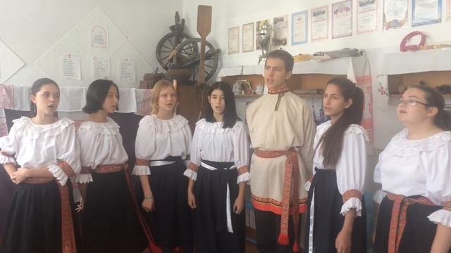 Фольклорный ансамбль "Зоренька" с.Кабинетное "Посылал меня мать" смотреть онлайн