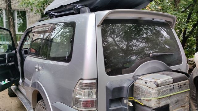 холодильник  вместо  запаски