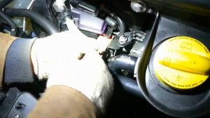 Замена верхней подушки двигателя 1.5 dCi Рено Гранд Сценик 4. Была вибрация при трогании.
