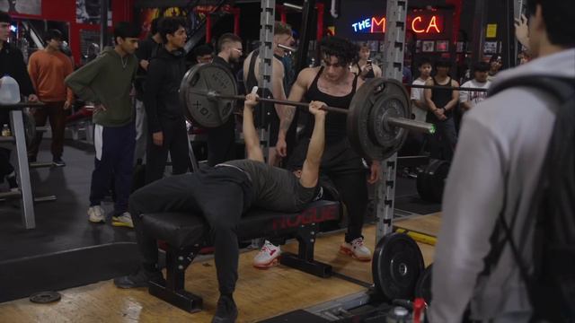 GYMSHARK WORLD TOUR W/ DAVID LAID | KIERNAN FAGAN | SAWYER KLATT смотреть онлайн