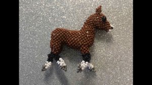 Амигуруми лошадка из бисера