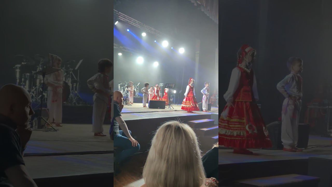 Господи, храни Россию! Дети из ростовского детсада 118 на концерте Куренкова смотреть онлайн