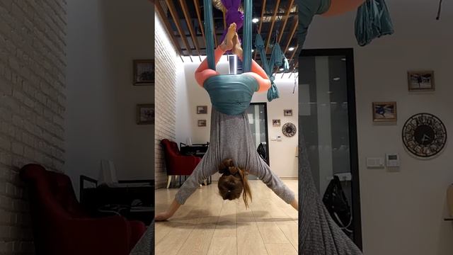 Обзор гамаков иоги антигравити.Antigravity. Оригинал гамак и Ali express. Fly yoga. смотреть онлайн
