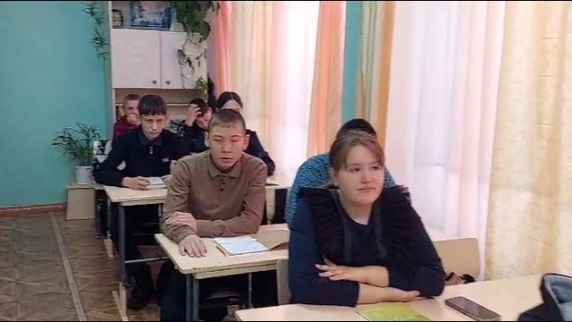 Марафон «Онлайн-уроки финансовой грамотности для школьников». смотреть онлайн