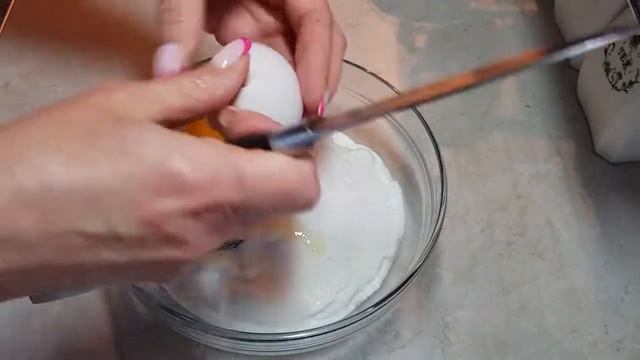 Сметанник, очень нежный.