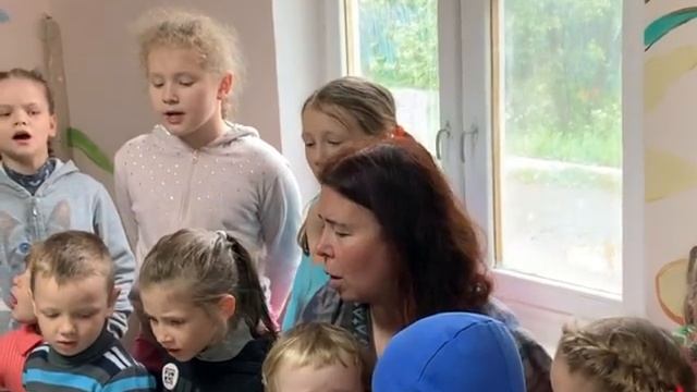 Распевания перед занятиями в клубе Храпунград