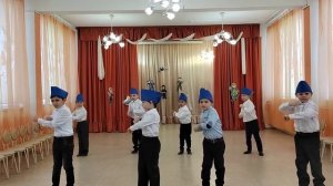 Танец "От винта" в старшей группе.