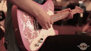 TONE CHECK: Fender Custom Shop Limited 50's Thinline Telecaster Relic in Pink Paisley