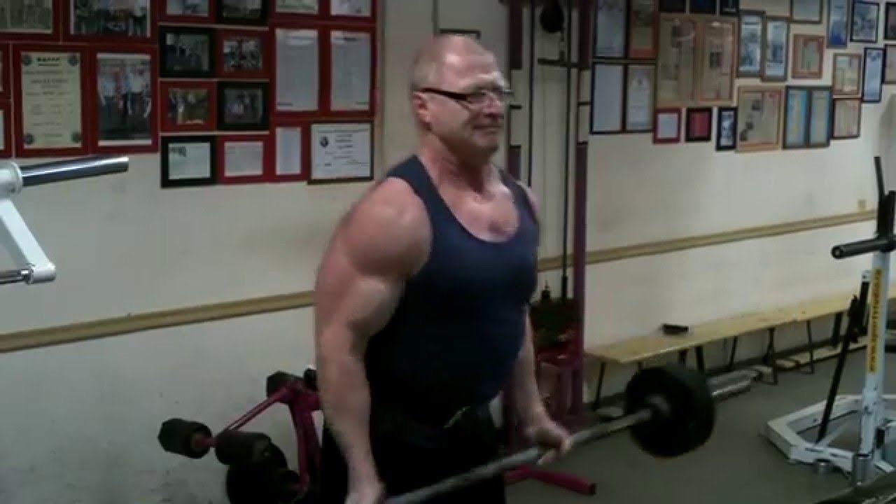 Biceps at 60 years old. Бицепс в 60 лет.